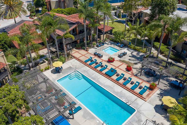 Primary Photo - The Huntington