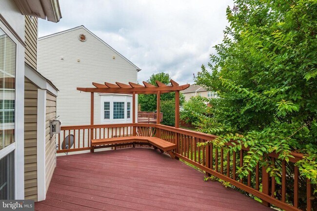 Building Photo - 43794 Virginia Manor Terrace