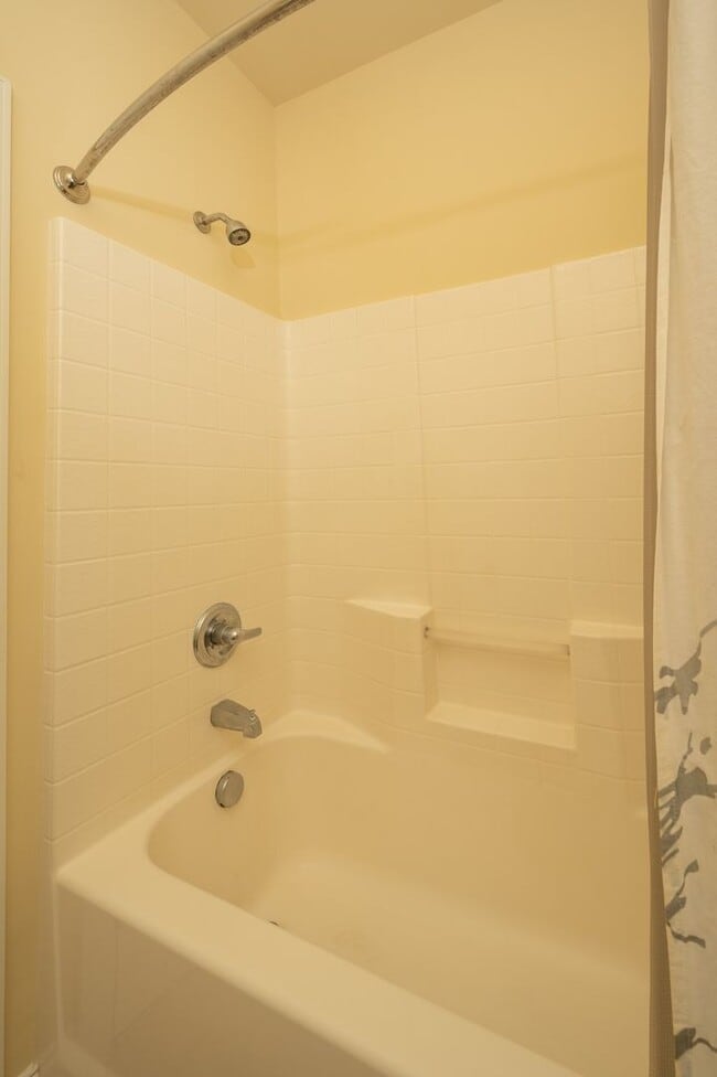 Building Photo - **LUXURIOUS GATED COMMUNITY IN FRANKLIN ZONED FOR RAVENWOOD HIGH SCHOOL**