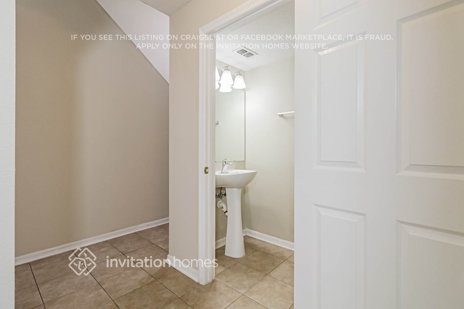 Building Photo - 17038 Torvest Ct