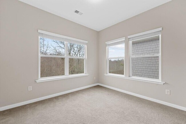 Building Photo - 2247 Pink Hawthorn Dr