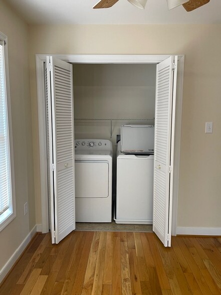 Building Photo - 8087 Cypresstree Ln