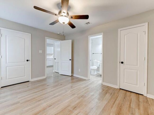 Building Photo - 2321 Terrace Dr