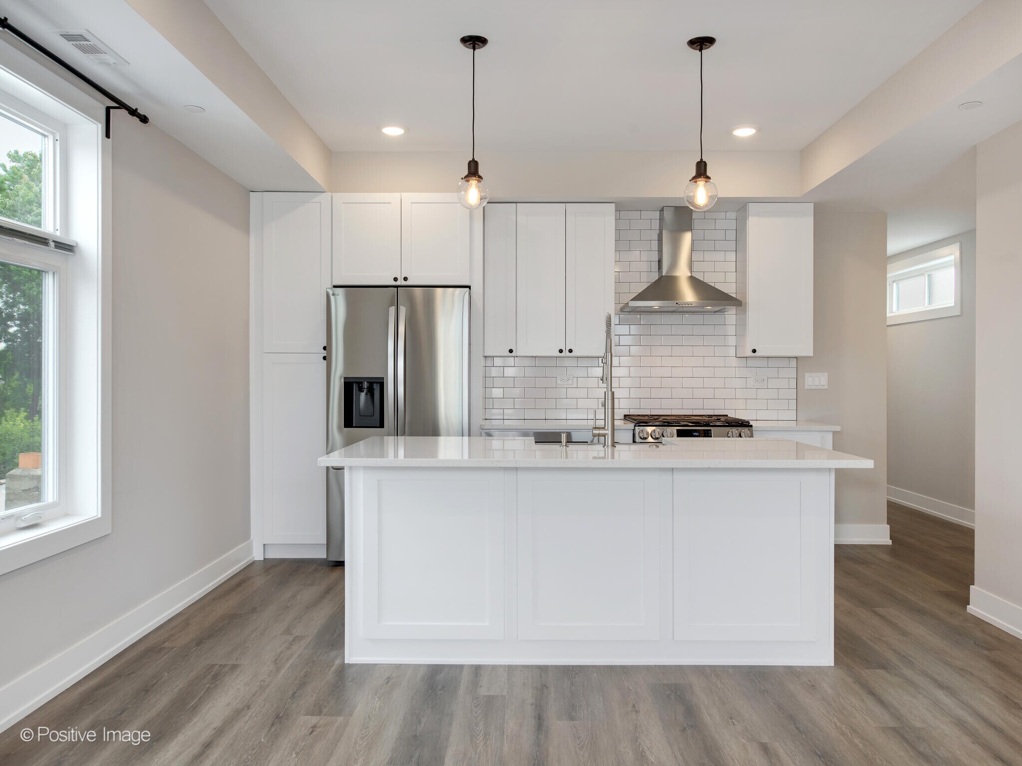 Building Photo - 4015 N Pulaski Rd