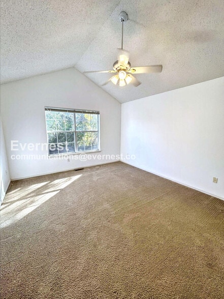 Building Photo - 2703 Westgate Cir