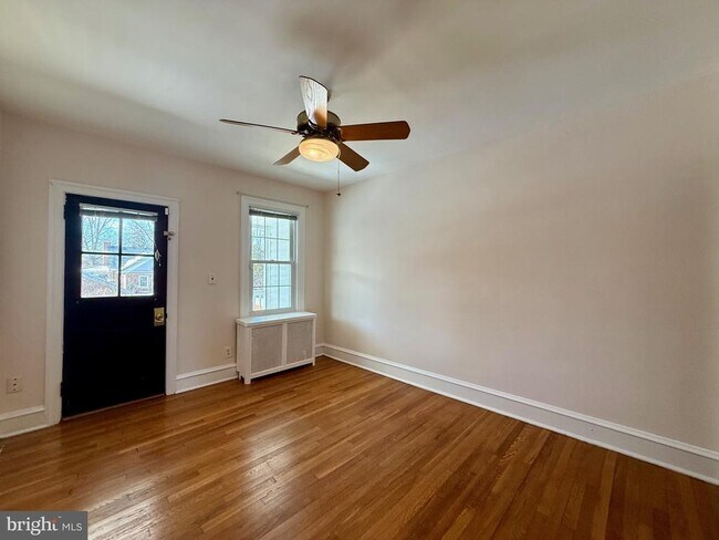 Building Photo - 1401 N Grant Ave