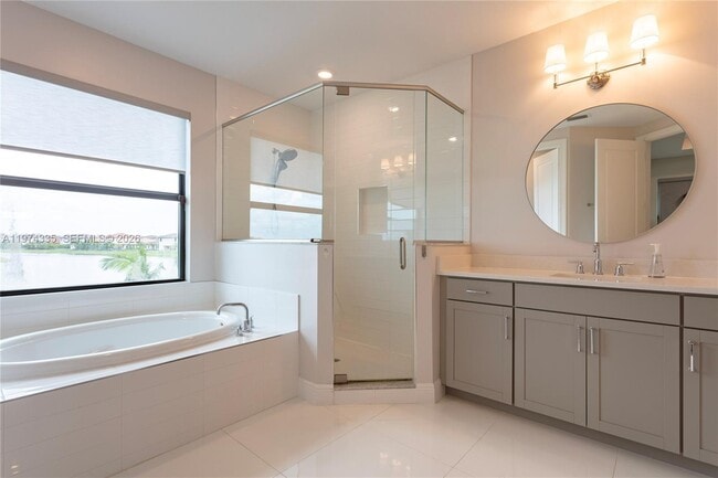 Building Photo - 8555 E Baypoint Cir