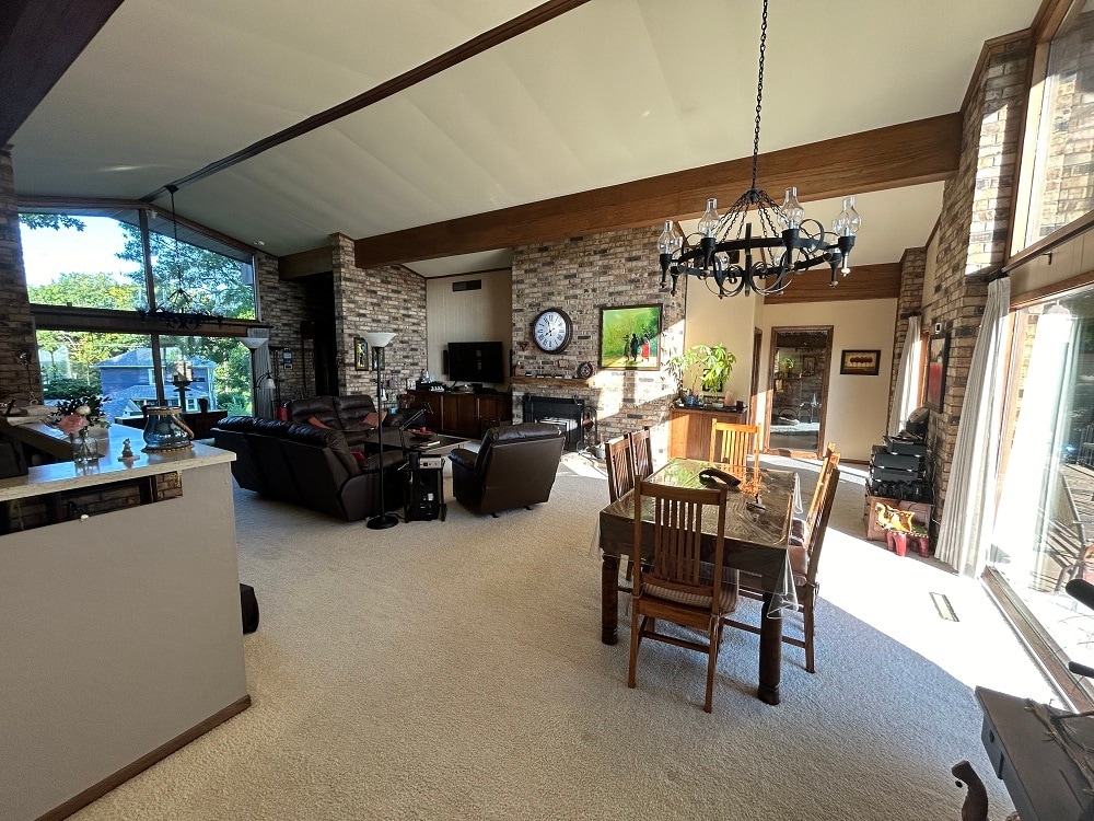 Building Photo - 2 South Pt