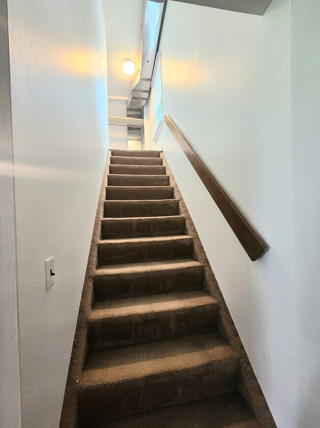 Stairs to upstairs - 110 W Short St