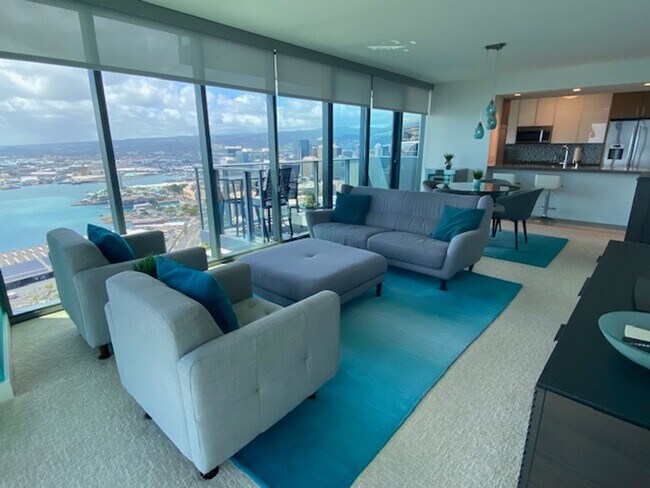 Building Photo - The Collection at Ala Moana