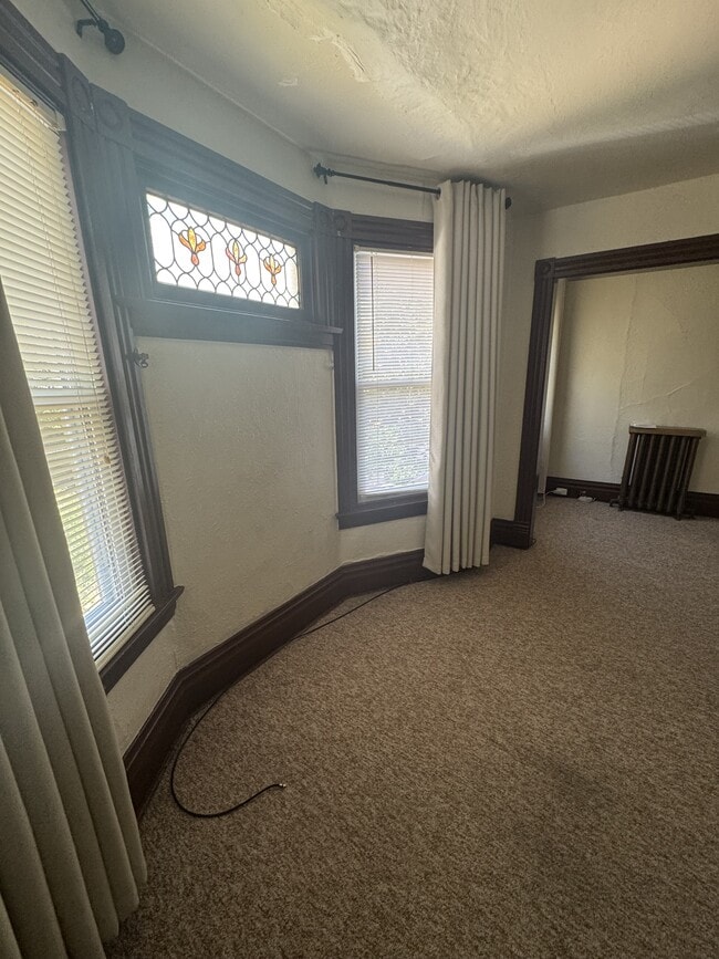 Building Photo - 310 3rd St