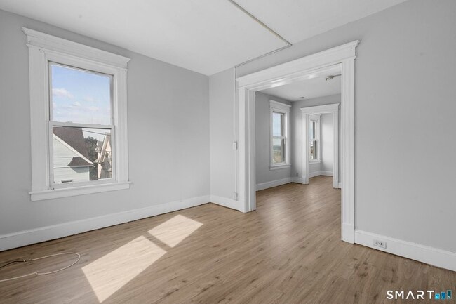 Building Photo - 73 South St