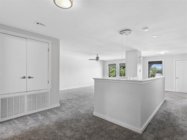 Building Photo - 5304 Los Altos Rd