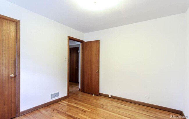 Building Photo - 2480 S Humboldt St
