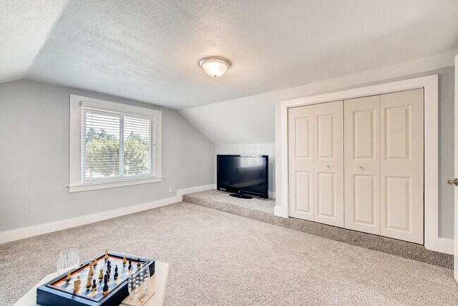 Building Photo - Stadium Home N Tacoma