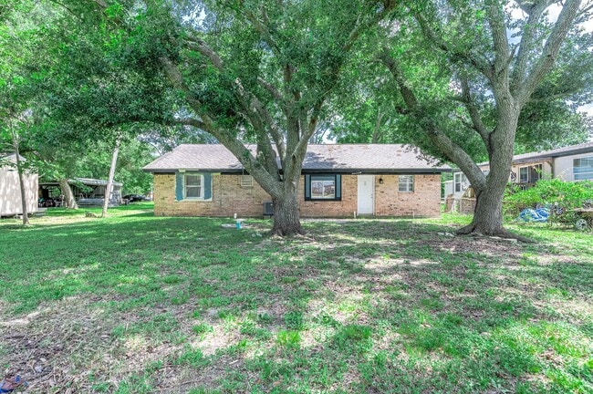 Building Photo - 455 County Rd 129B