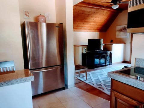 Kitchen - 59570 Devils Ladder Rd