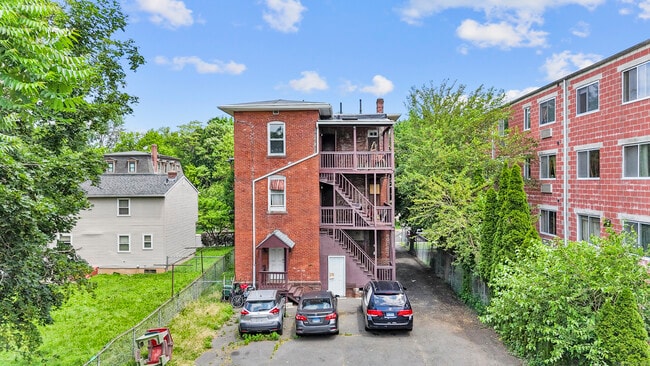 Building Photo - 29 Belden St