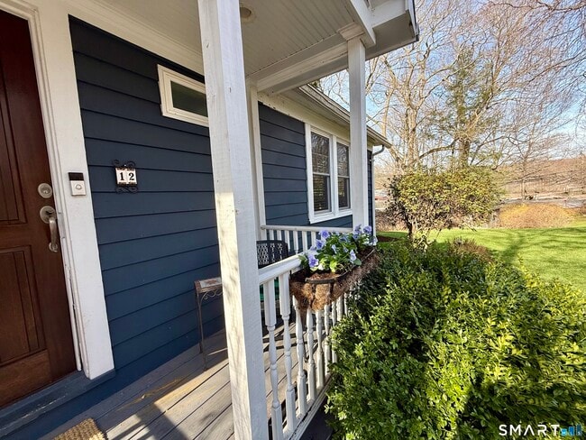 Building Photo - 12 Sunset Pass