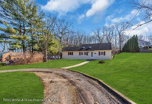 Building Photo - 1429 Lakewood Rd