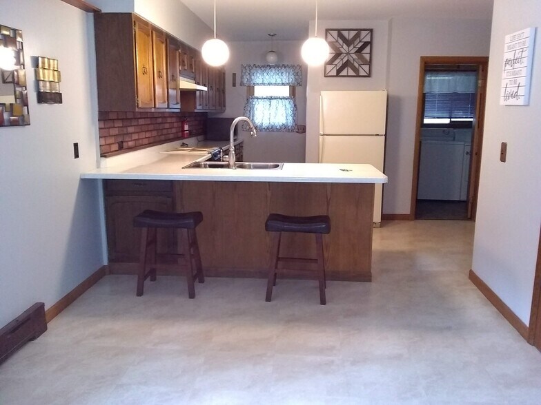 Kitchen - 702 S 1st St