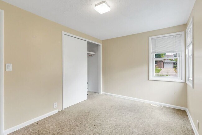 Building Photo - 6260 W 61st Ave