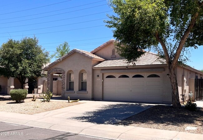 Building Photo - 1825 E Aloe Pl