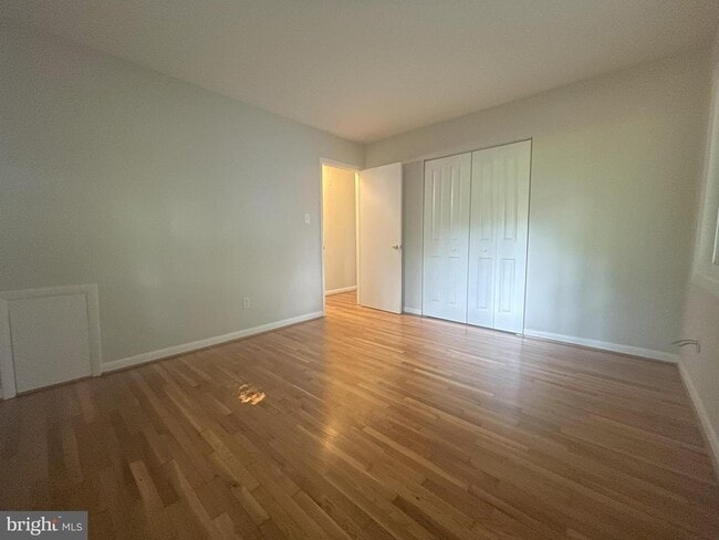 Building Photo - 4304 San Carlos Dr
