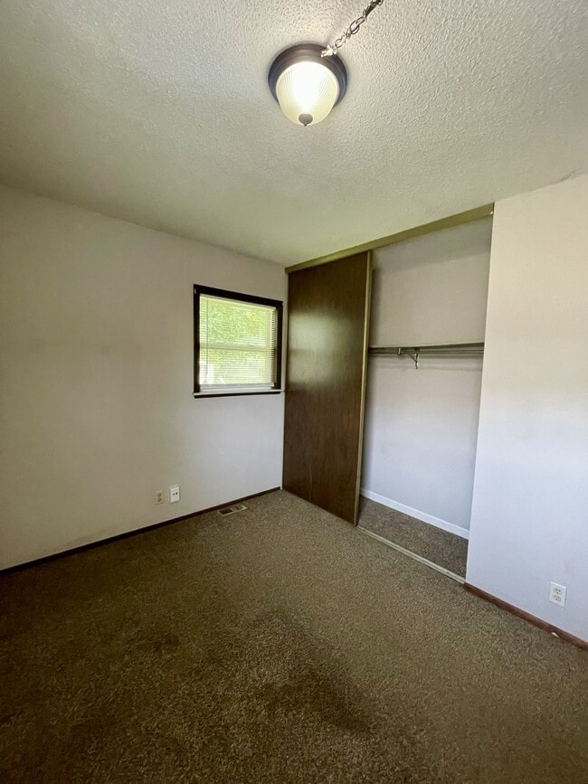 Building Photo - 2309 S Norwood Ave
