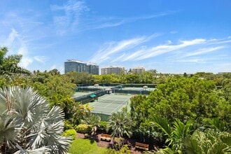 Building Photo - 161 Crandon Blvd
