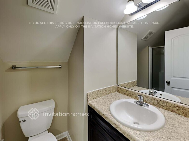 Building Photo - 217 Nelson Ln