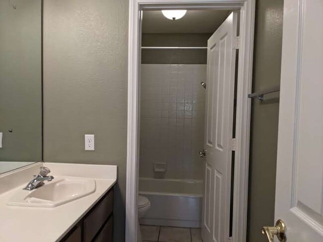 Building Photo - A Very nice and Large 4 Bedroom, 3 Bathroom, 2 STORY Home in Desert Shores!!!!