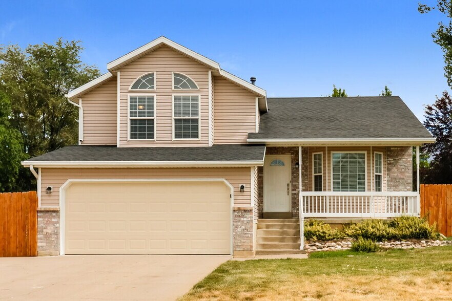 Primary Photo - 304 Concord Dr