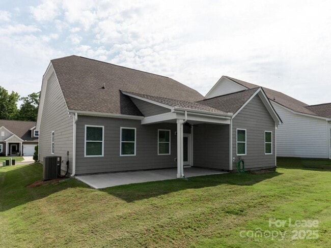 Building Photo - 4512 Grove Manor Dr