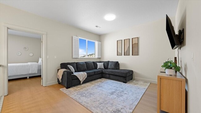 Building Photo - 8731 W Skagit Ave