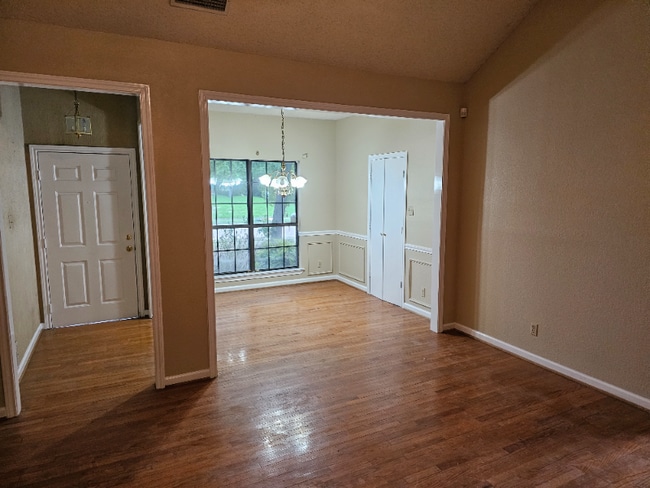 Building Photo - 4033 Coronado Dr