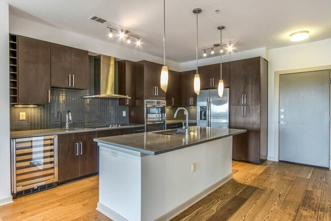 Building Photo - 3600 S Lamar Blvd