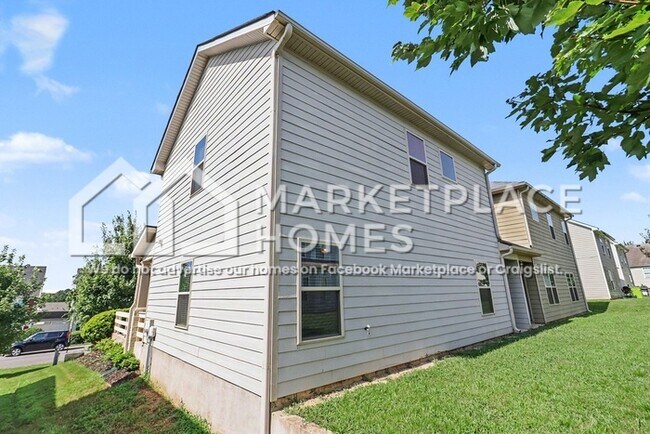 Building Photo - 6121 Hickory Ln Dr