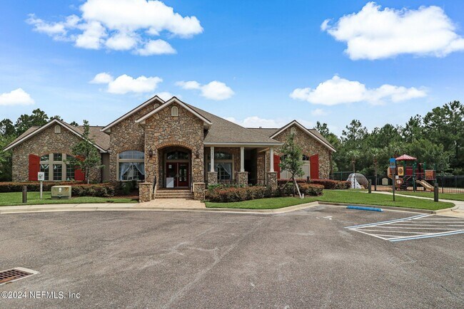 Building Photo - 15825 Stedman Lake Dr