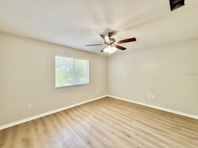 Building Photo - 13014 Fennway Ridge Dr