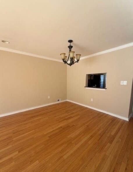 Building Photo - 3705 Pinhorn Dr