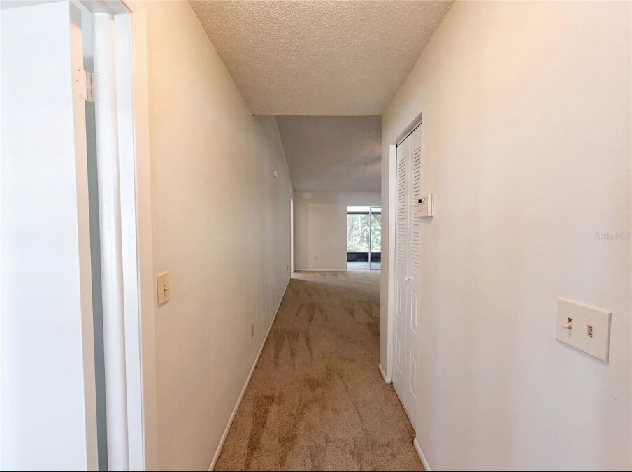 Building Photo - 5720 Kneeland Ln