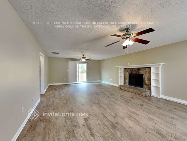 Building Photo - 106 Longview Rd