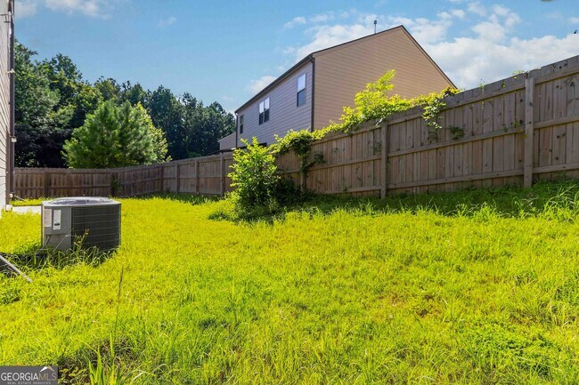 Building Photo - 3744 Hampshire Walk SW