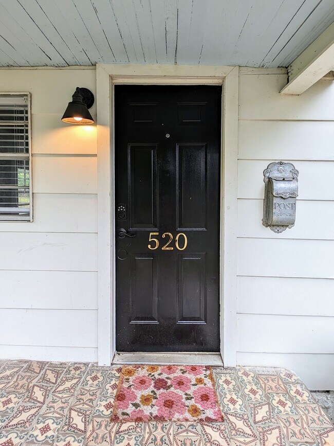 Building Photo - 520 48th St S