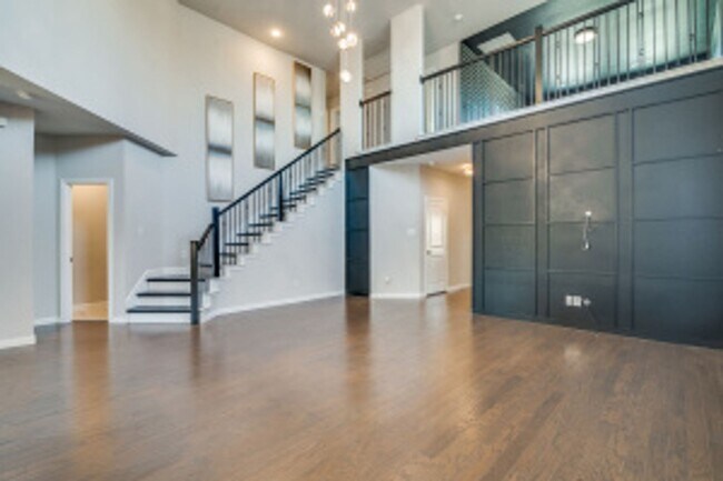 Building Photo - Beautiful 4/2.5 in Forney - like new!