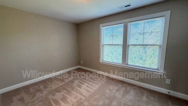 Building Photo - 525 Portstewart Dr