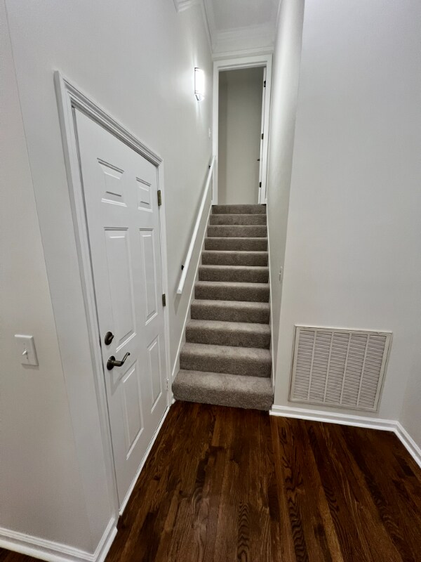 Building Photo - 2686 Douglas Ln