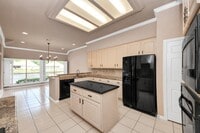 Building Photo - 39 Wild Meadow Ct