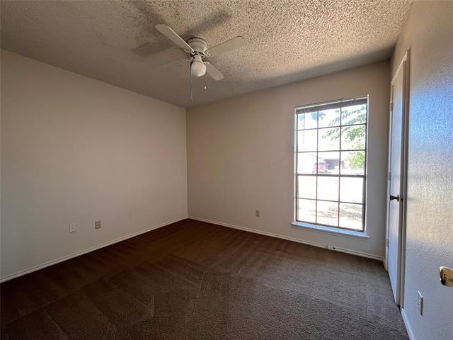 Building Photo - 401 Asbury Dr